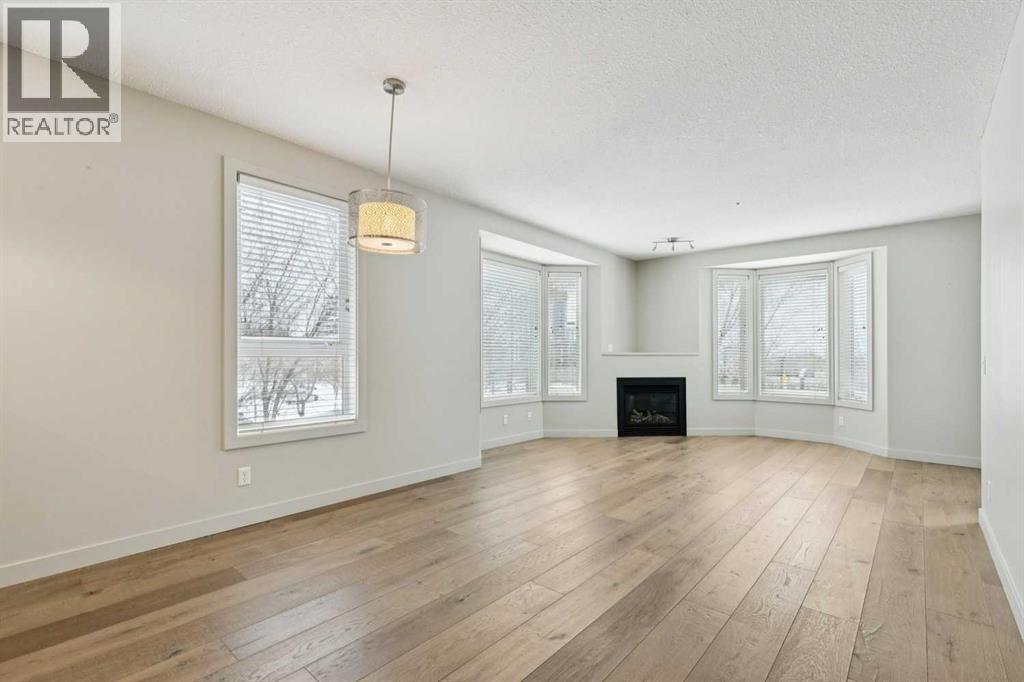 Apartment for Sale in 202, 880 Centre Avenue NE|Calgary, Alberta T2E9C3 5