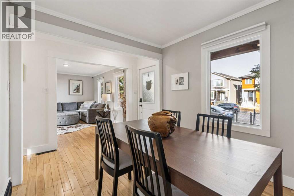 House for Sale in 7511 36 Avenue NW|Calgary, Alberta T3B1V2 5