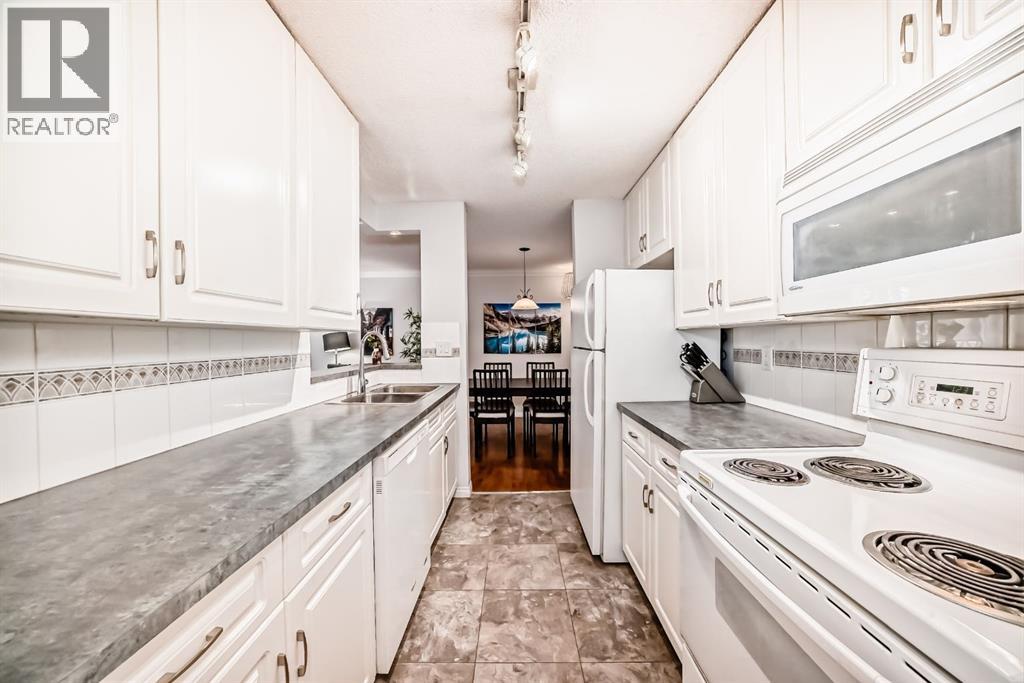 Apartment for Sale in 215, 727 56 Avenue SW|Calgary, Alberta T2V4Z8 2