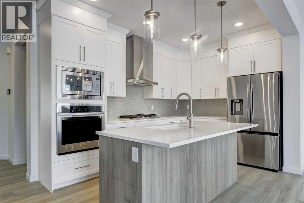 House for Sale in 52 Magnolia Green SE|Calgary, Alberta T3M3X8 4