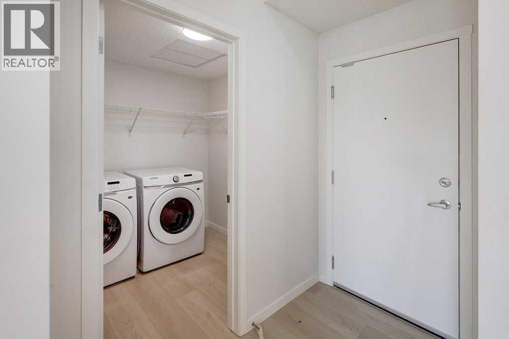 Apartment for Sale in 124, 245 Edith Place NW|Calgary, Alberta T3R2C9 5