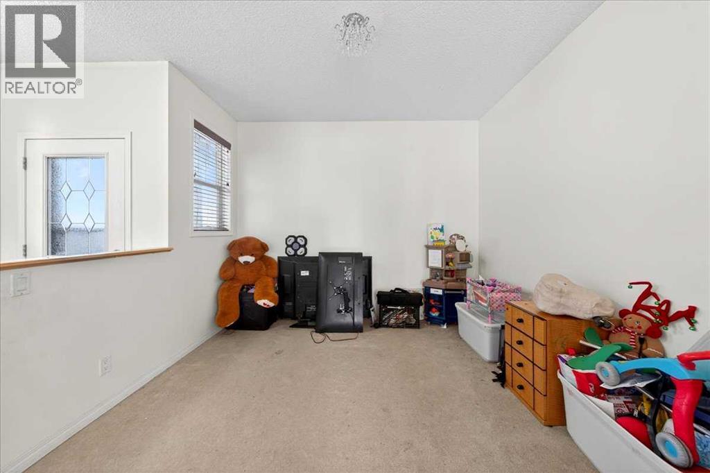 House for Sale in 34 Saddlecrest Crescent NE|Calgary, Alberta t3j0c6 5