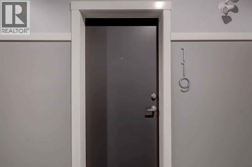 Apartment for Sale in 119, 245 Edith Place NW|Calgary, Alberta T3R2C9 4