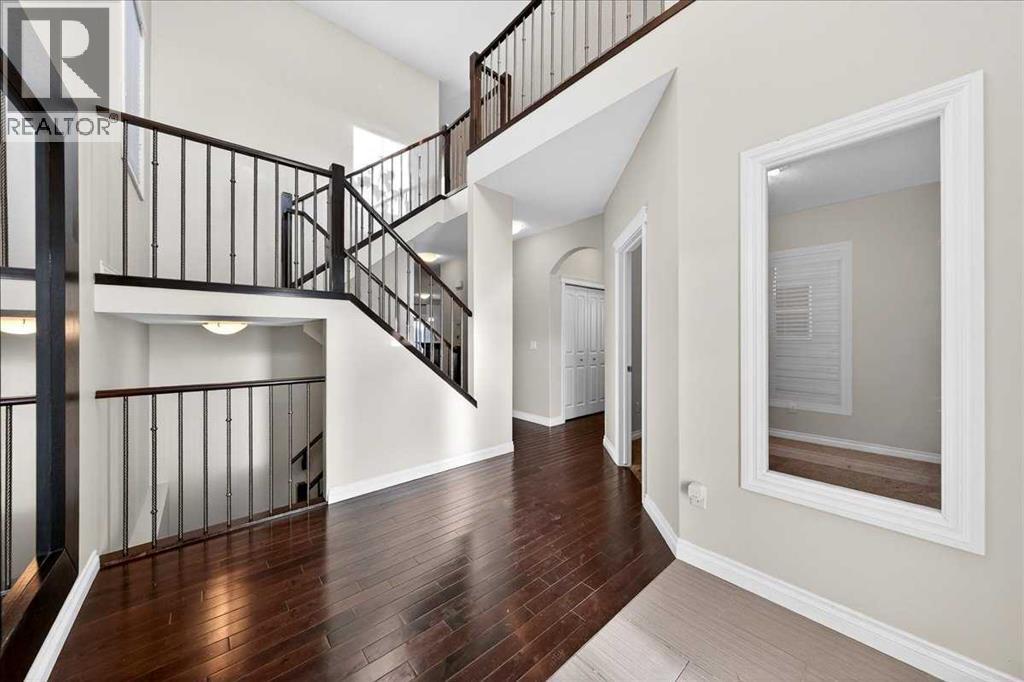 House for Sale in 194 Sherwood Mount NW|Calgary, Alberta T3R0G5 4