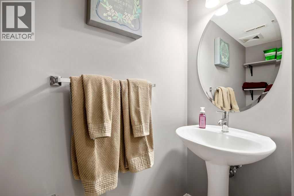 Row / Townhouse for Sale in 114 Skyview Ranch Gardens NE|Calgary, Alberta T3N0G2 4