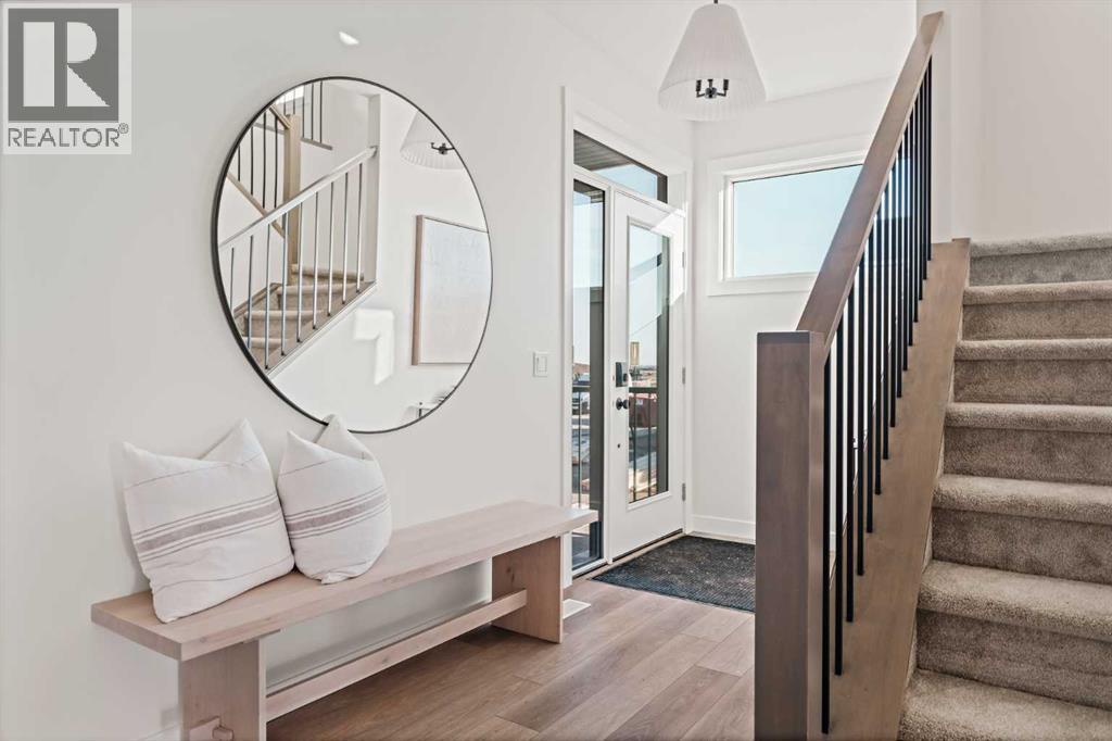 House for Sale in 47 Setonridge Park SE|Calgary, Alberta T3M4J7 2