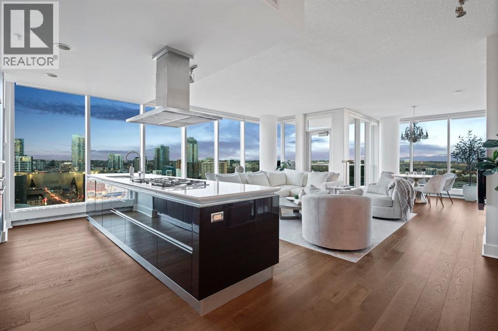 Apartment for Sale in 1601, 433 11 Avenue SE|Calgary, Alberta T2G0C7 2