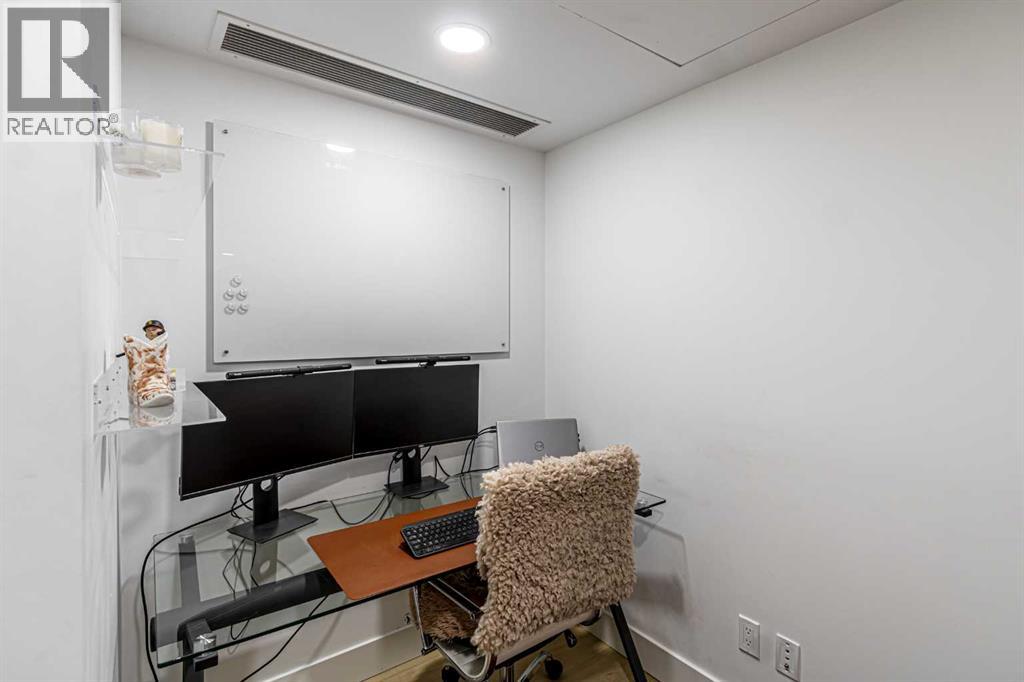 Apartment for Sale in 205, 519 Riverfront Avenue SE|Calgary, Alberta T2G1K6 4