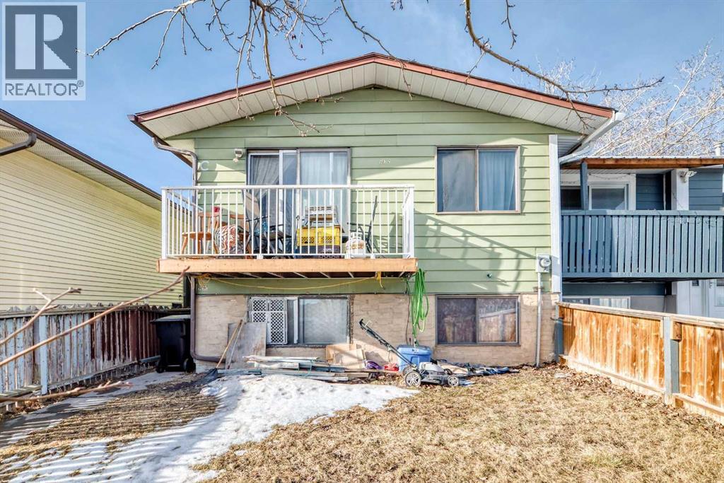 Row / Townhouse for Sale in D, 903 44 Street SE|Calgary, Alberta T2A5K7