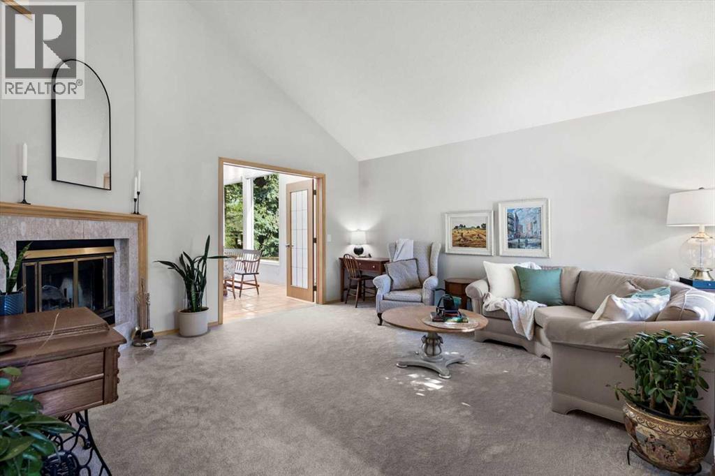 House for Sale in 75 Hawkside Close NW|Calgary, Alberta T3G3K6 4