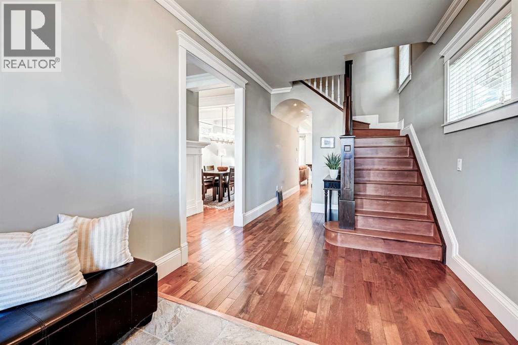 House for Sale in 1707 Bowness Road NW|Calgary, Alberta T2N3K3 2