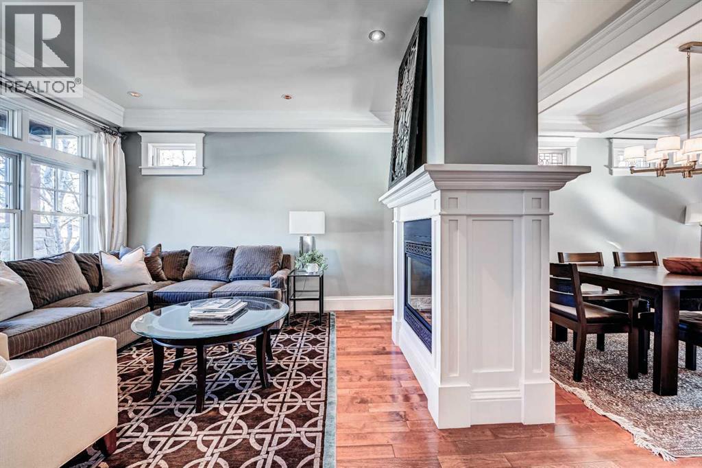 House for Sale in 1707 Bowness Road NW|Calgary, Alberta T2N3K3 4