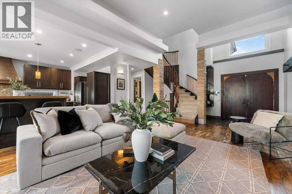 House for Sale in 630 25 Avenue NE|Calgary, Alberta T2E1Y5 4