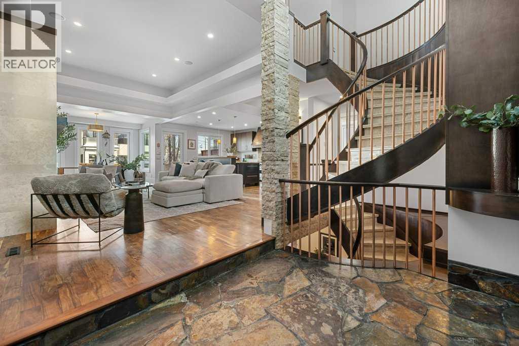 House for Sale in 630 25 Avenue NE|Calgary, Alberta T2E1Y5 2