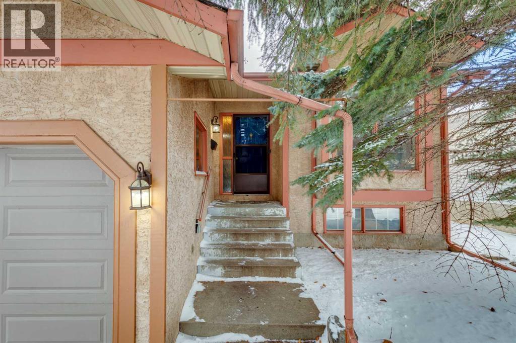 House for Sale in 266 Shawnessy Drive SW|Calgary, Alberta T2Y1M5 2