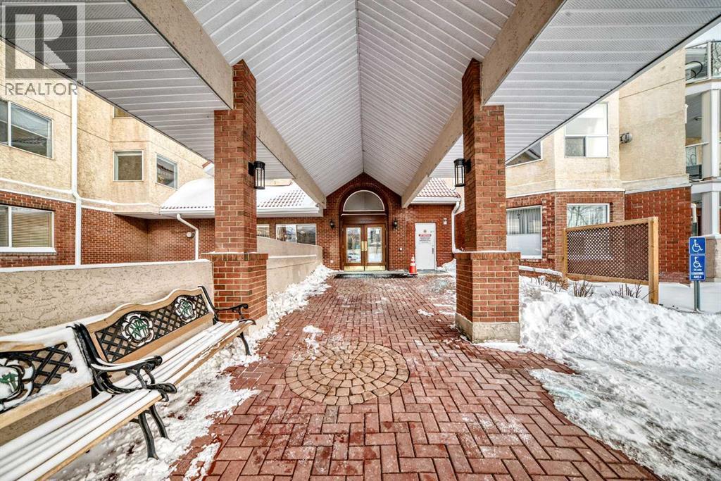 Apartment for Sale in 1322, 1818 simcoe Boulevard SW|Calgary, Alberta T3H3L9 3