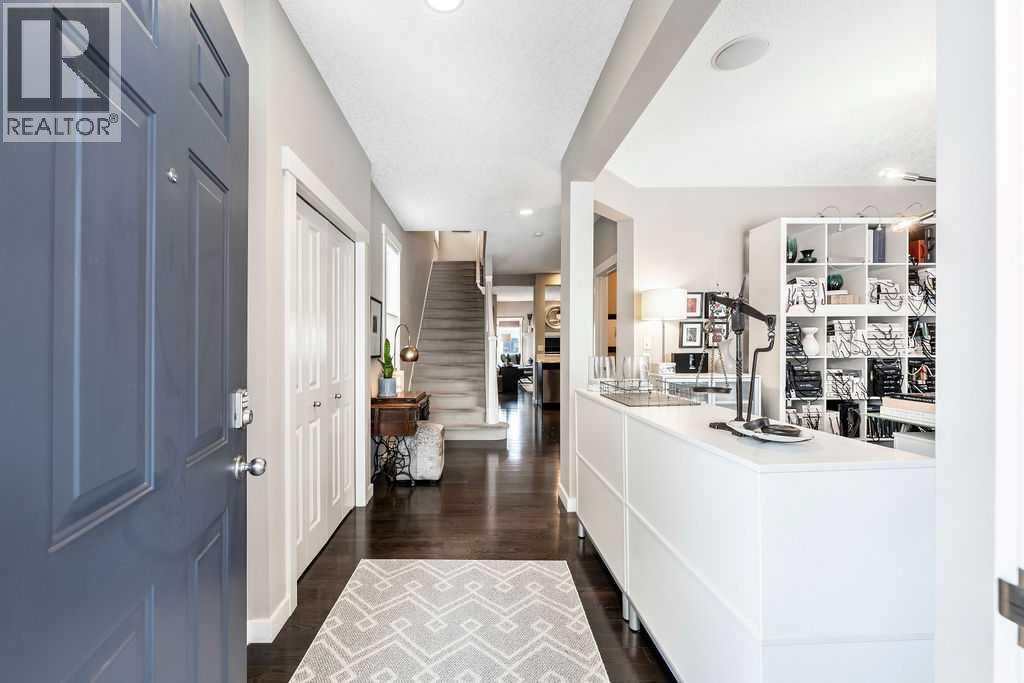 House for Sale in 78 Ypres Green SW|Calgary, Alberta T2T6M1 3