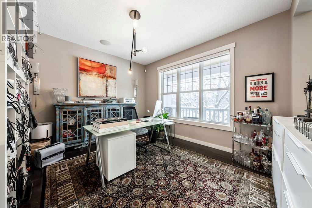 House for Sale in 78 Ypres Green SW|Calgary, Alberta T2T6M1 5