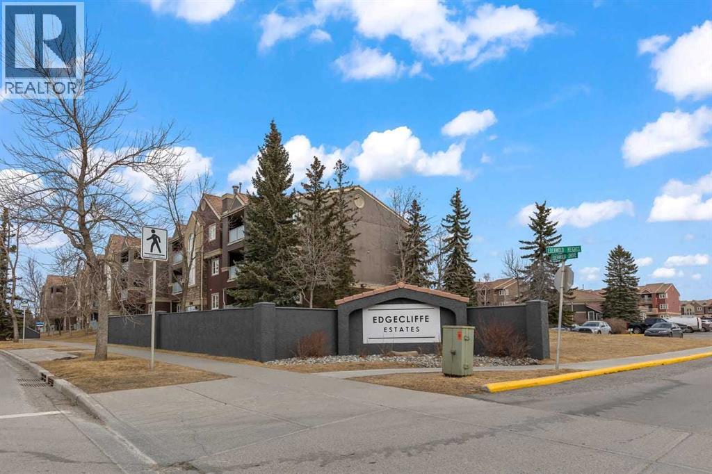 Apartment for Sale in 21, 3221 Edenwold Heights NW|Calgary, Alberta T3A3Y8 2