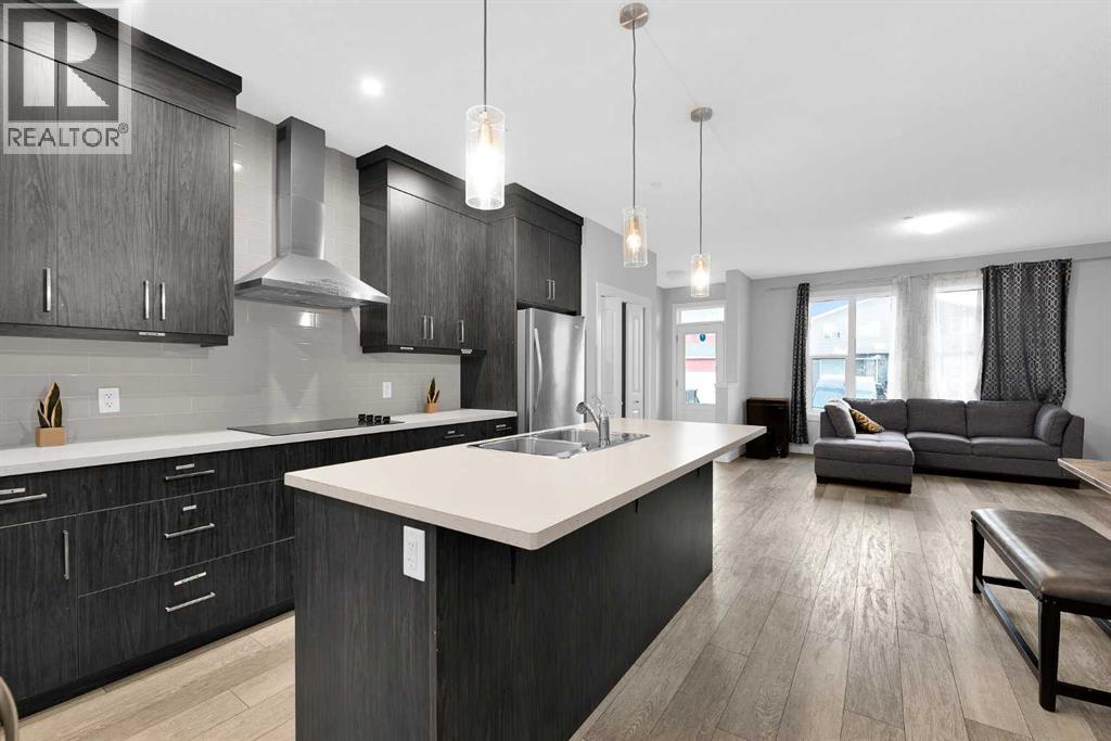 House for Sale in 349 Calhoun Common NE|Calgary, Alberta T3P1T2 3