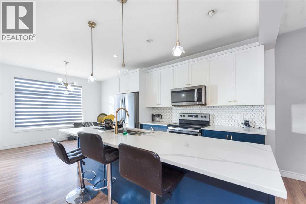 Duplex for Sale in 10089 46 Street NE|Calgary, Alberta T3J0Y5 5