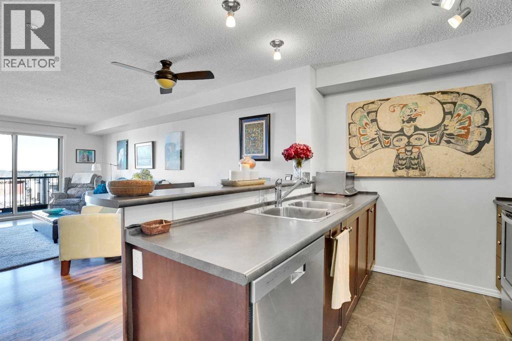 Apartment for Sale in 3310, 60 Panatella Street NW|Calgary, Alberta T3K0M3 4