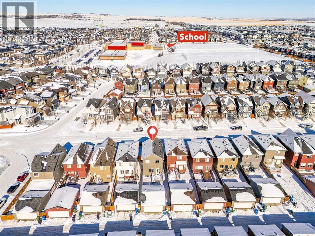 House for Sale in 29 Evansridge Circle NW|Calgary, Alberta T3P0H9 2