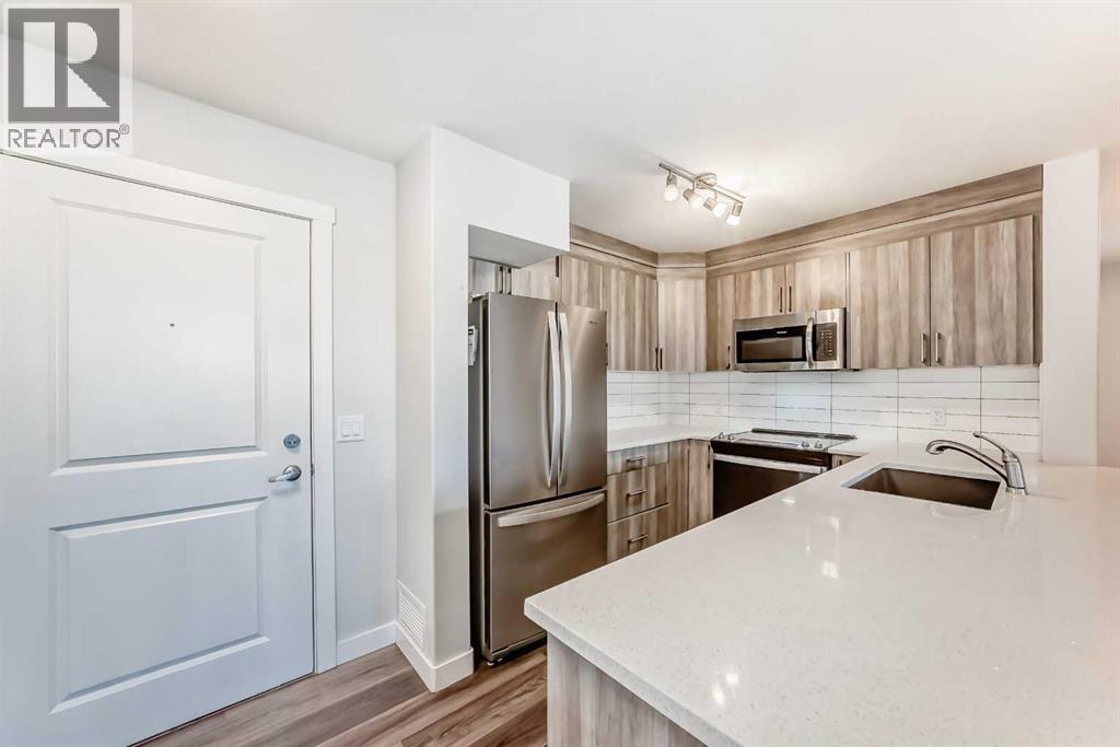 Apartment for Sale in 2425, 6118 80 Avenue NE|Calgary, Alberta T3J0S6 5