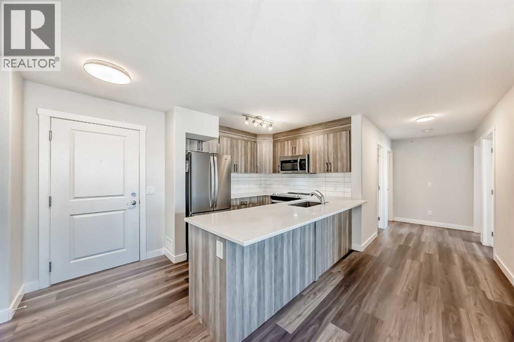 Apartment for Sale in 2425, 6118 80 Avenue NE|Calgary, Alberta T3J0S6 4