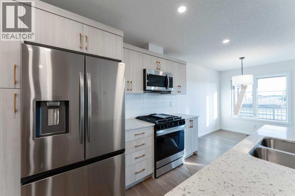 Row / Townhouse for Sale in 1170 148 Avenue NW|Calgary, Alberta T3P2G9 4