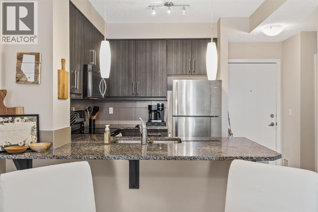 Apartment for Sale in 305, 402 Marquis Lane SE|Calgary, Alberta T3M2G7 5