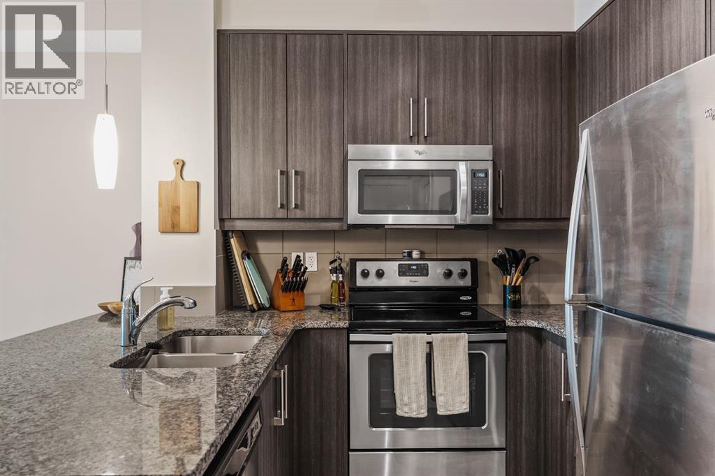 Apartment for Sale in 305, 402 Marquis Lane SE|Calgary, Alberta T3M2G7 2