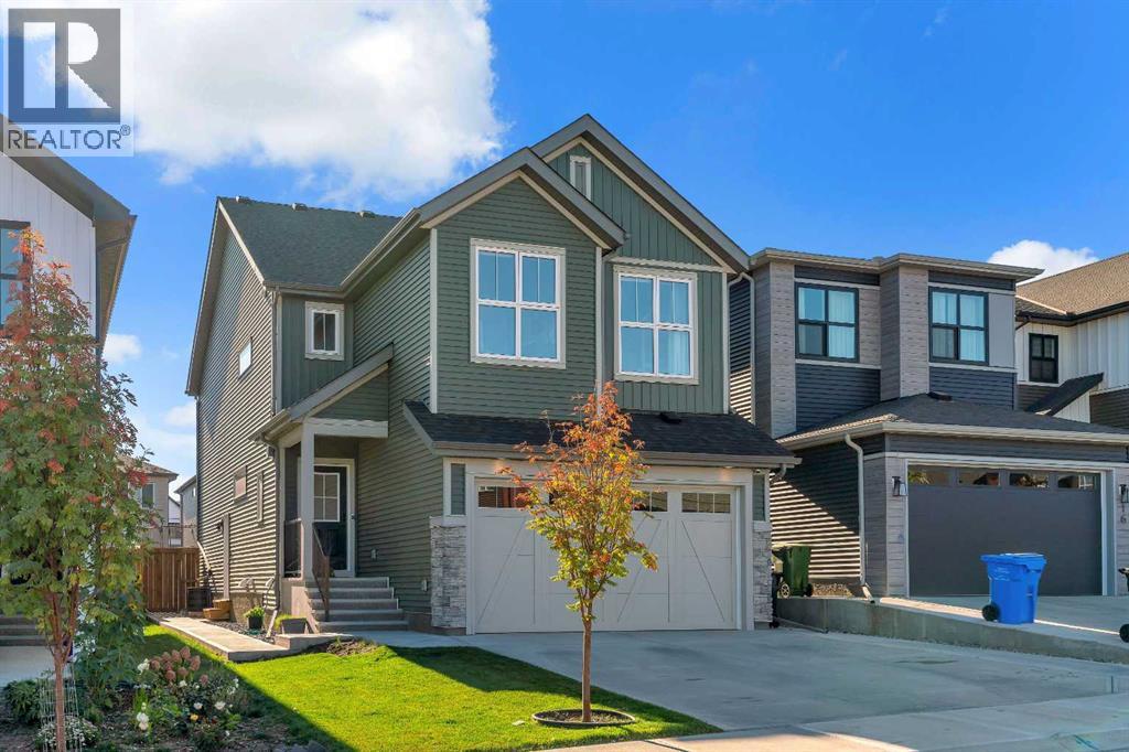 House for Sale in 20 Edith Crescent NW|Calgary, Alberta T3R2C3 3