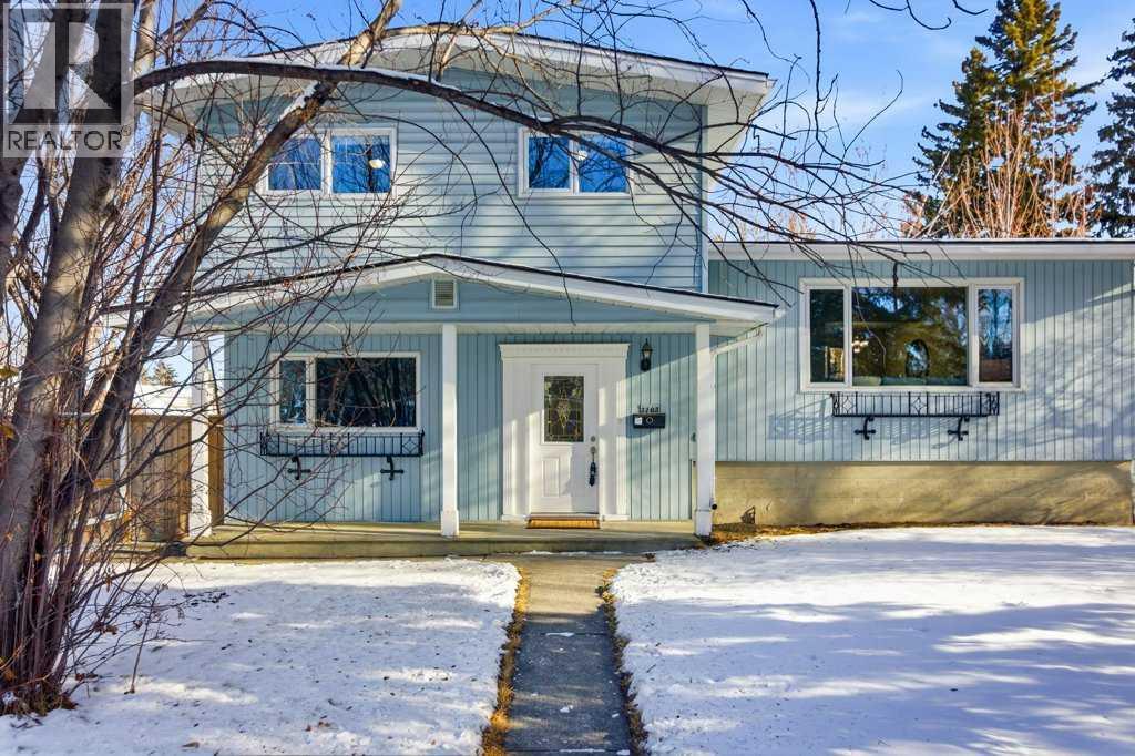 House for Sale in 3703 Valdes Place NW|Calgary, Alberta T2L2A2