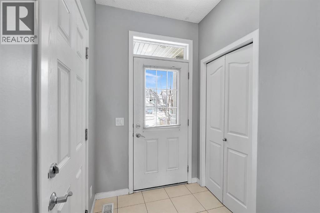 Duplex for Sale in 274 Auburn Meadows Place SE|Calgary, Alberta T3M2H6 3