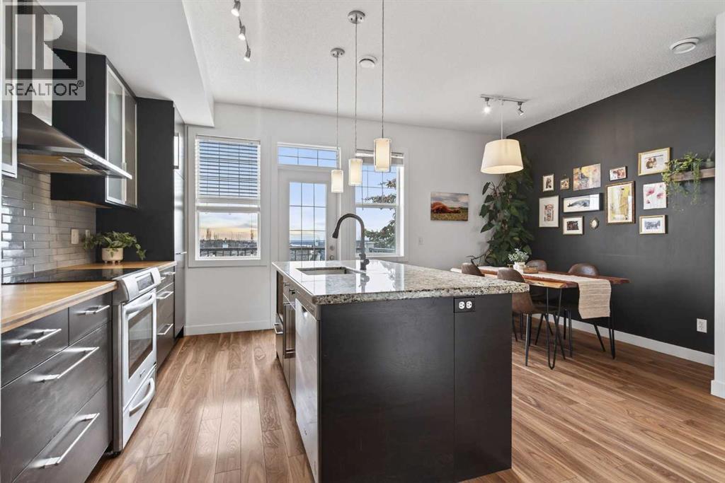 Row / Townhouse for Sale in 9, 43 Springborough Boulevard SW|Calgary, Alberta T3H5V8 5