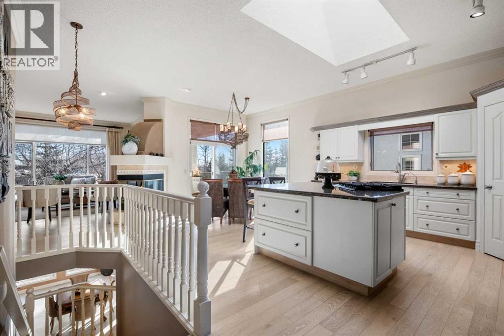 House for Sale in 60 Woodpark Close SW|Calgary, Alberta T2W6G9 3