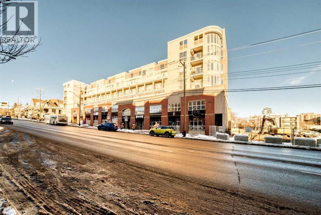 Apartment for Sale in 309, 1540 17 Avenue SW|Calgary, Alberta T2T0C8 4