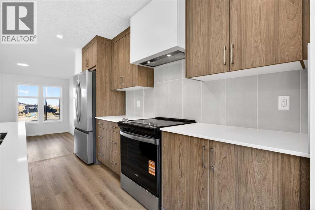 Row / Townhouse for Sale in 19725 45 Street SE|Calgary, Alberta T3M4A7 4