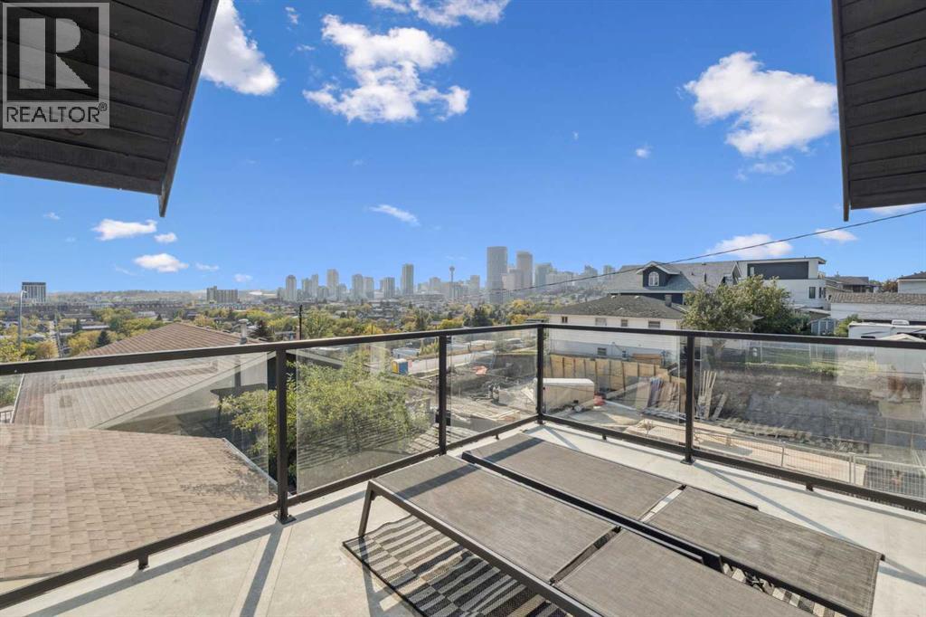 House for Sale in 809 9 Street NE|Calgary, Alberta T2E7K2 3