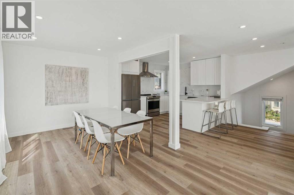 House for Sale in 809 9 Street NE|Calgary, Alberta T2E7K2 4