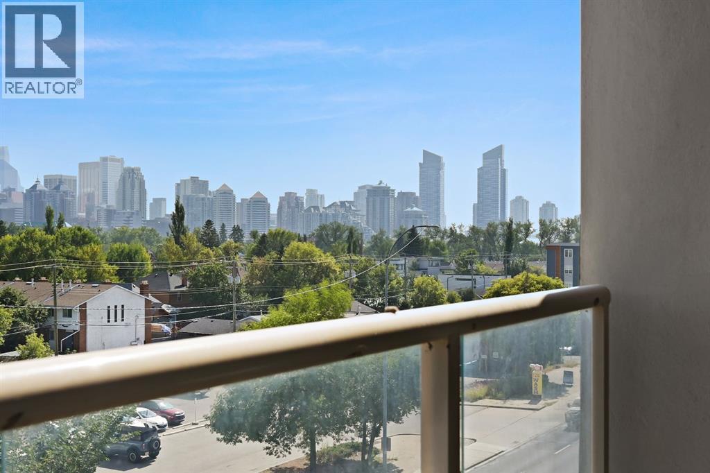 Apartment for Sale in 501, 429 14 Street NW|Calgary, Alberta T2N2A3 4