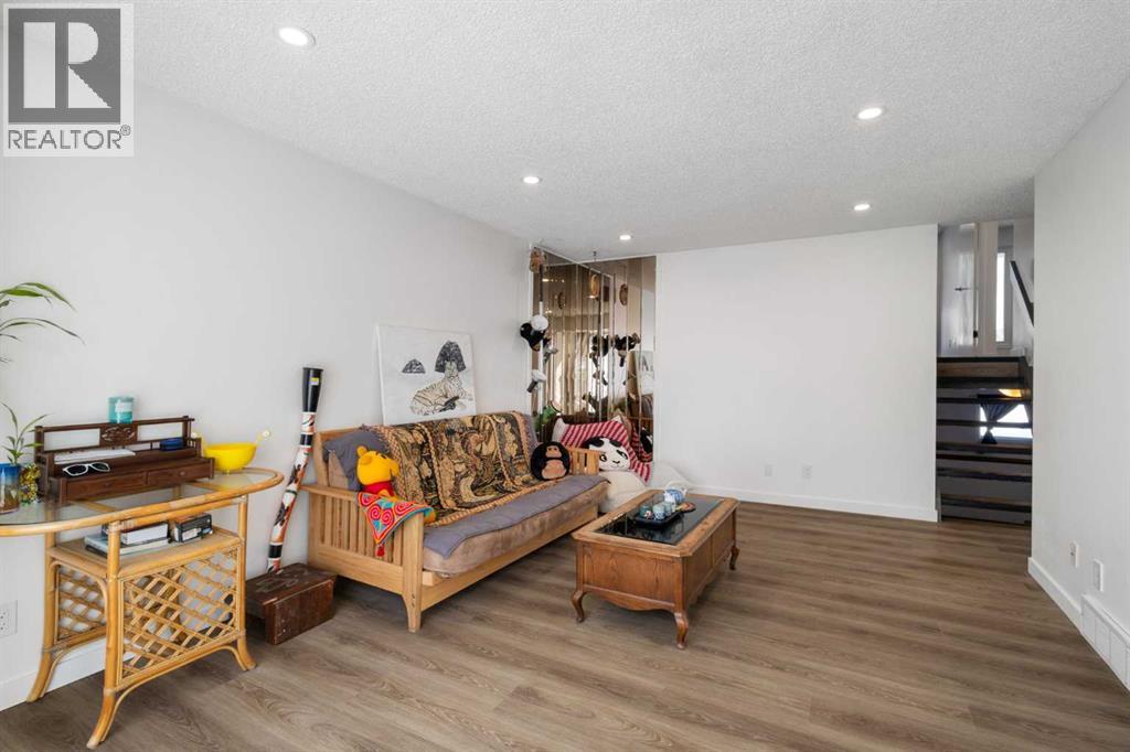 House for Sale in 95 Beddington Way NE|Calgary, Alberta T3K1M8 5