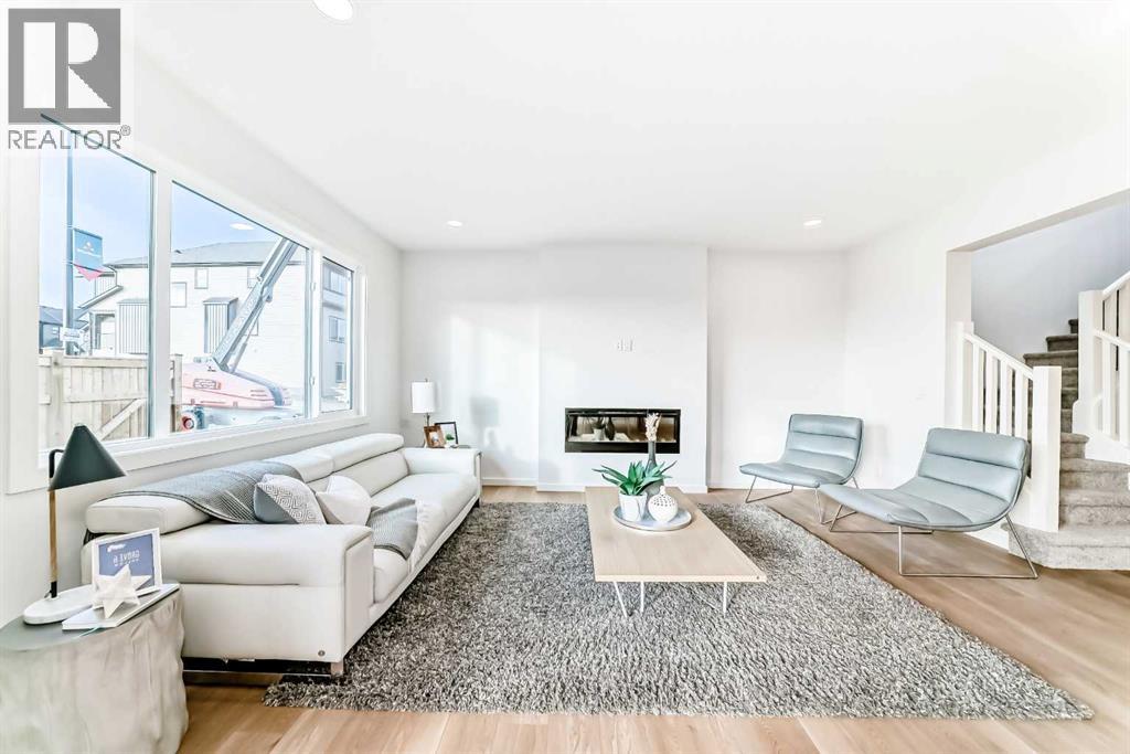 House for Sale in 44 Creekside Path SW|Calgary, Alberta T2X5W1 5