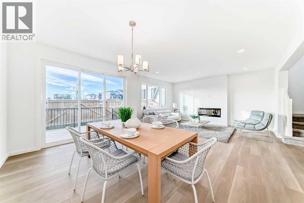 House for Sale in 44 Creekside Path SW|Calgary, Alberta T2X5W1 2