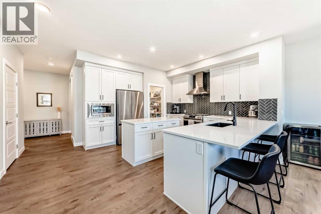 House for Sale in 32 Creekstone Landing SW|Calgary, Alberta T2X5E5 4