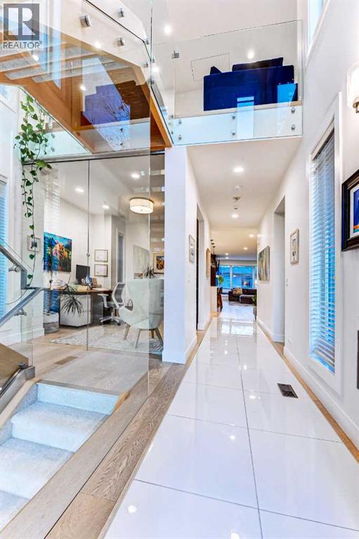 House for Sale in 116 34A Street NW|Calgary, Alberta T2N2Y3 2