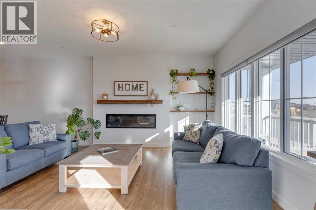 House for Sale in 14965 1 Street NW|Calgary, Alberta T3P1N2 4