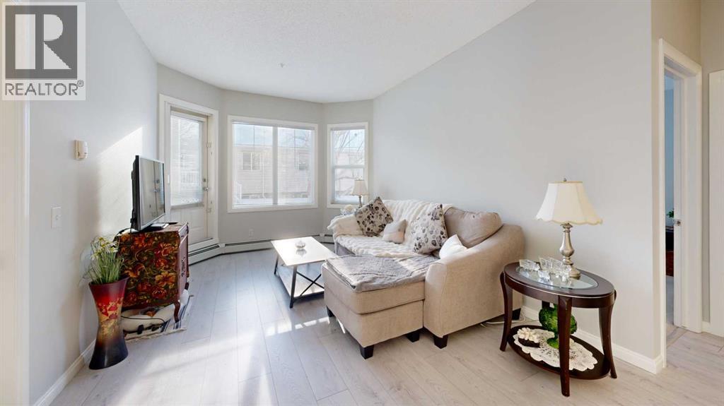 Apartment for Sale in 107, 8 Prestwick Pond Terrace SE|Calgary, Alberta T2Z3Z7 2