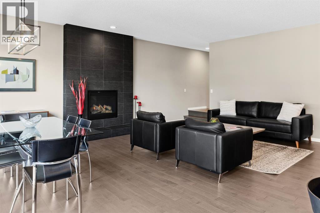 House for Sale in 291 West Grove Point SW|Calgary, Alberta T3H3A9 4